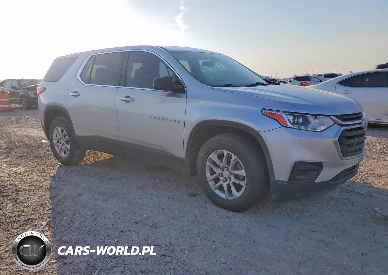 2020 Chevrolet Traverse Ls VIN:1GNERFKW1LJ256265 - 4