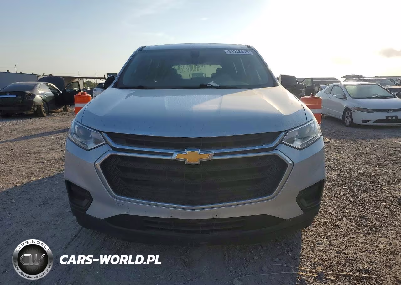 2020 Chevrolet Traverse Ls VIN:1GNERFKW1LJ256265 - 5