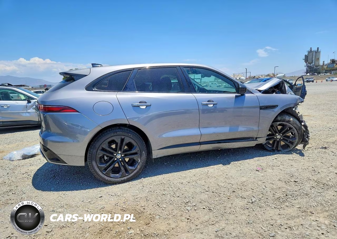 2025 Jaguar F-Pace R-Dynamic S VIN:SADCT2FU4SA753915 - 3