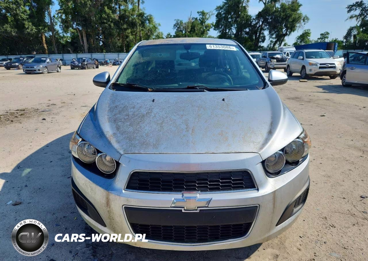 2015 Chevrolet Sonic Lt VIN:1G1JC5SGXF4203846 - 9
