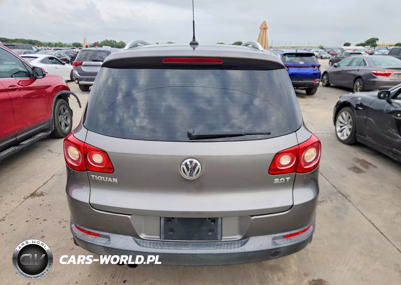 2011 Volkswagen Tiguan S VIN:WVGAV7AX9BW521465 - 6