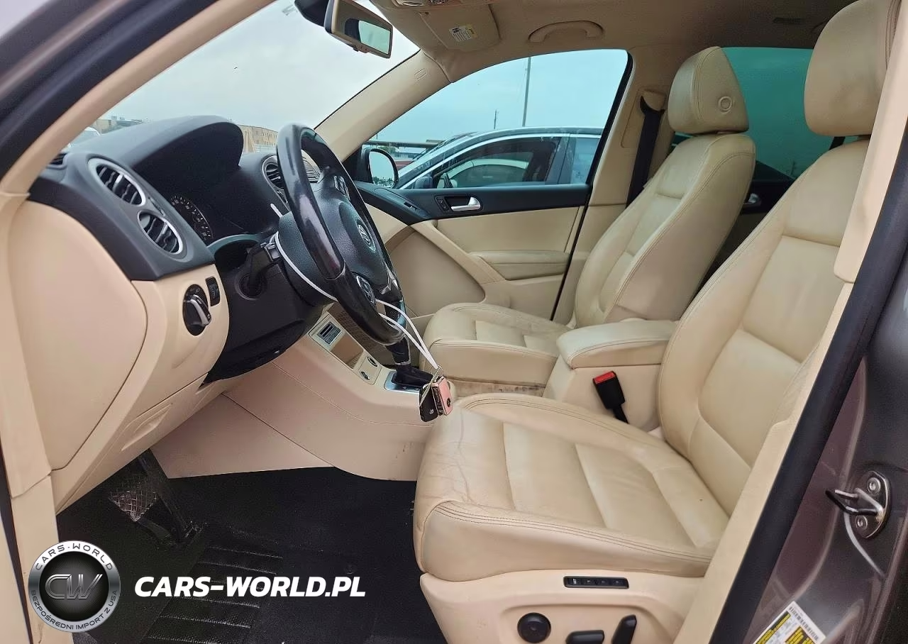 2011 Volkswagen Tiguan S VIN:WVGAV7AX9BW521465 - 7