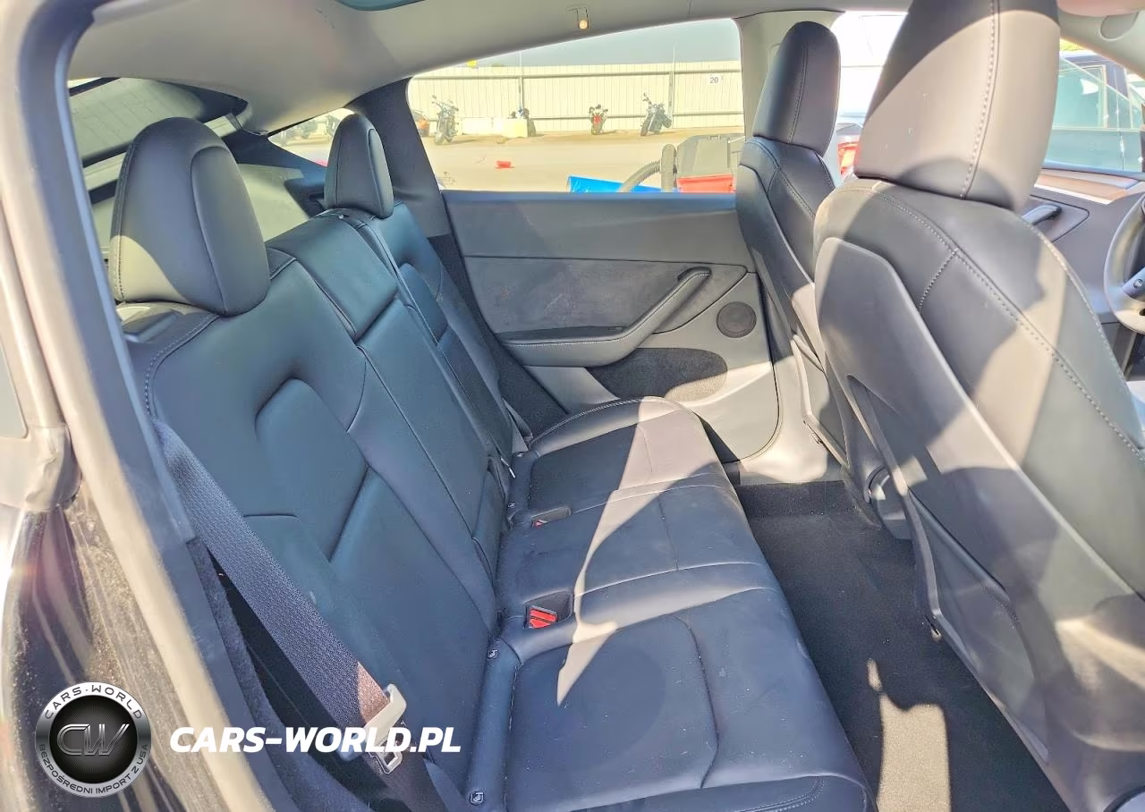 2023 Tesla Model Y VIN:7SAYGDEEXPF880620 - 6