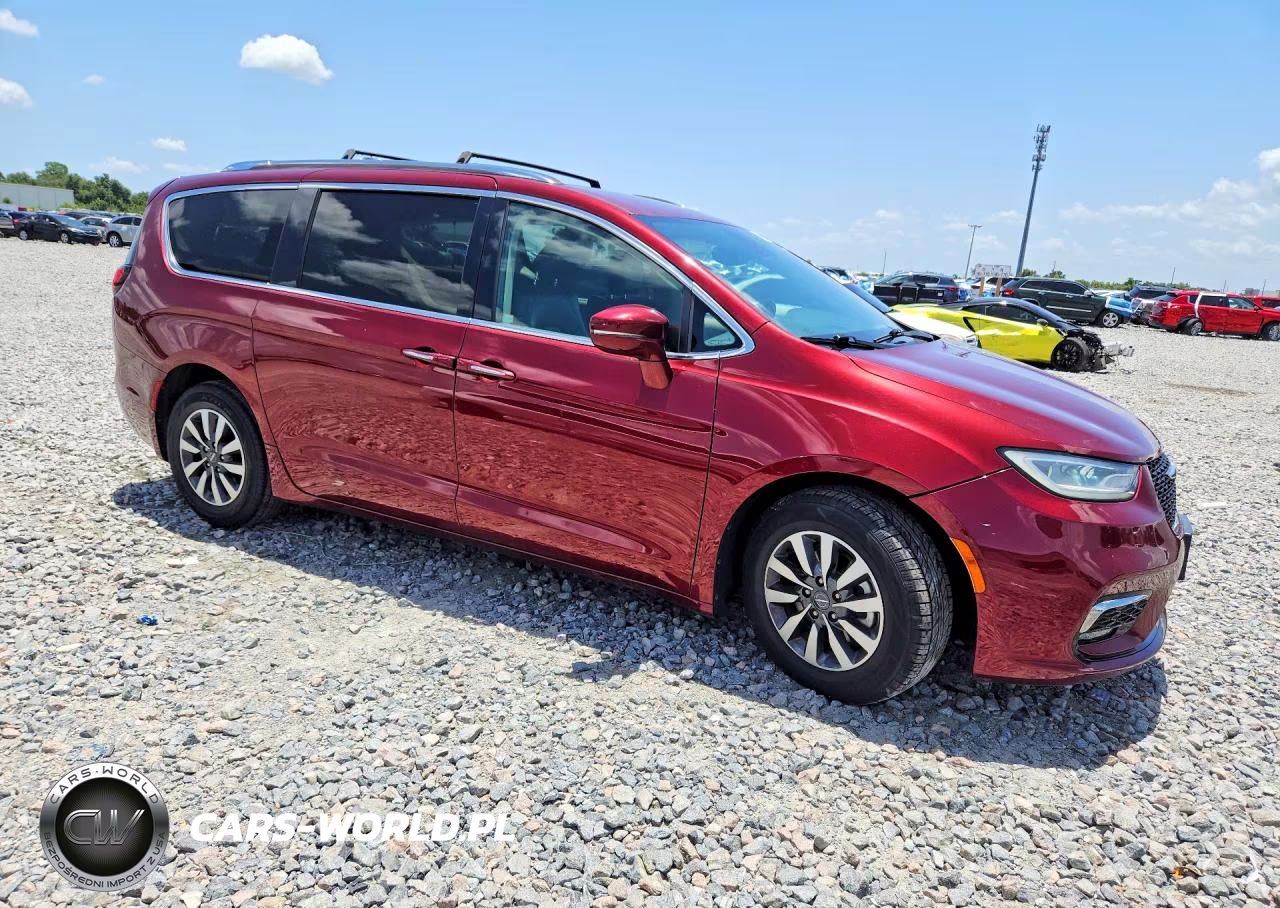 2021 Chrysler Pacifica Touring L VIN:2C4RC1BG5MR531723 - 4