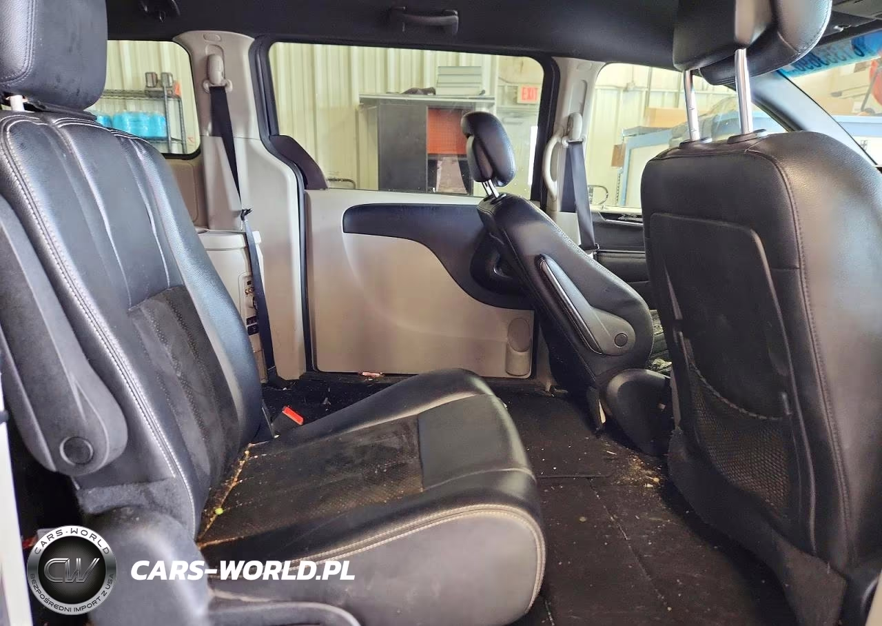 2014 Dodge Grand Caravan Sxt VIN:2C4RDGCG0ER315634 - 10