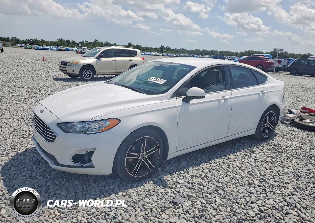 2019 Ford Fusion Se – zdjęcie 1 z 13