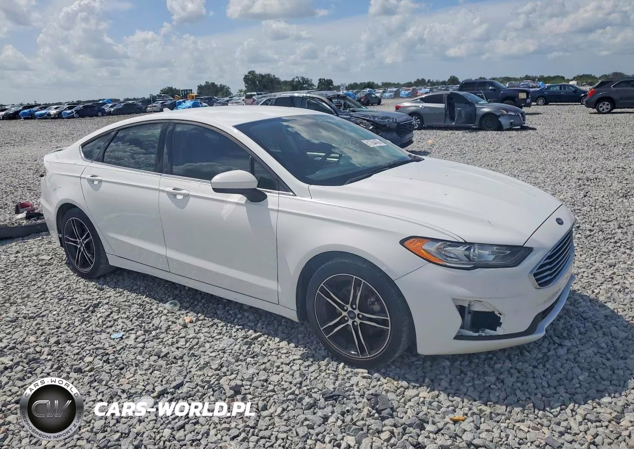2019 Ford Fusion Se VIN:3FA6P0HD0KR161972 - 4