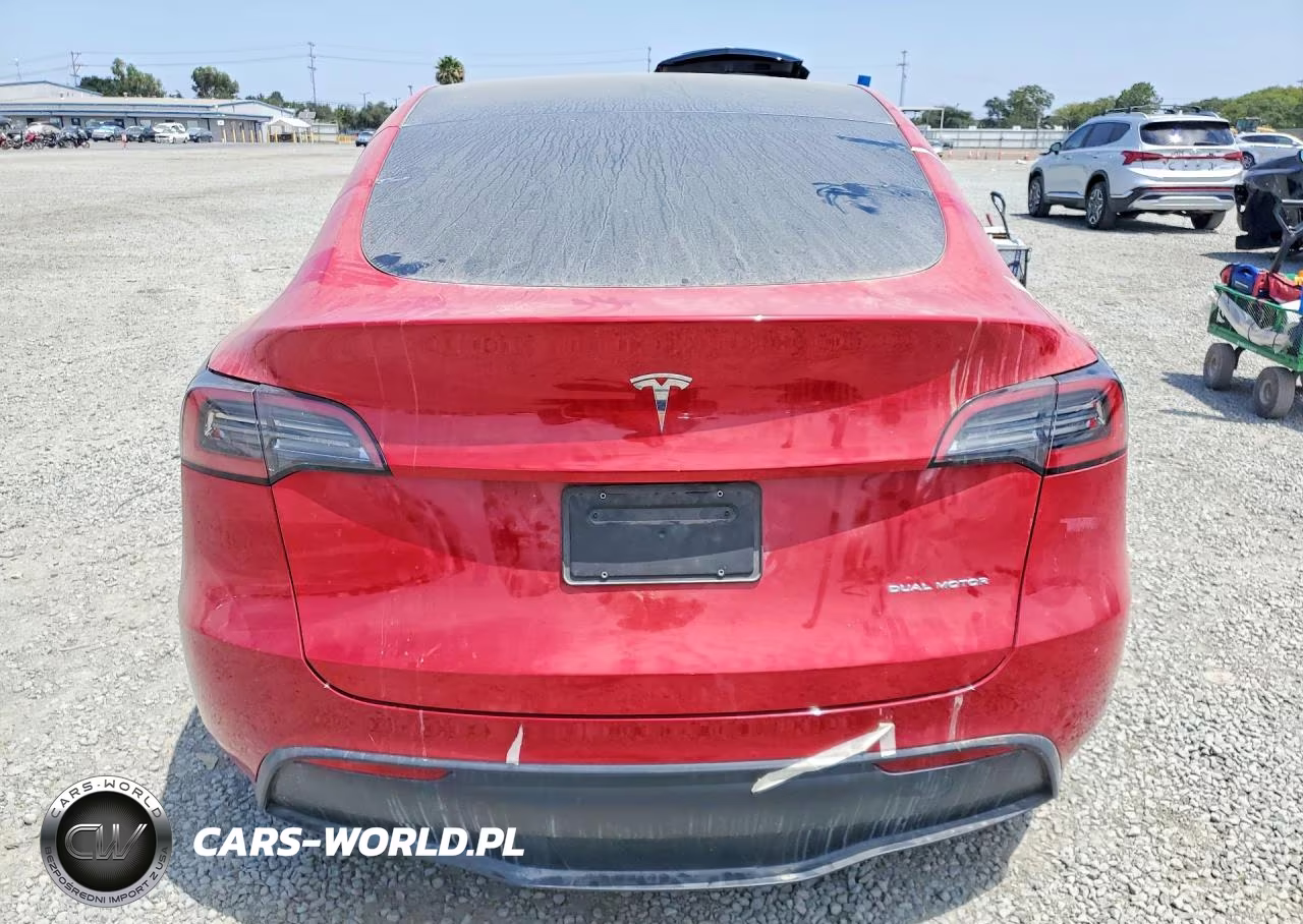 2023 Tesla Model Y VIN:7SAYGDEE7PF601611 - 6