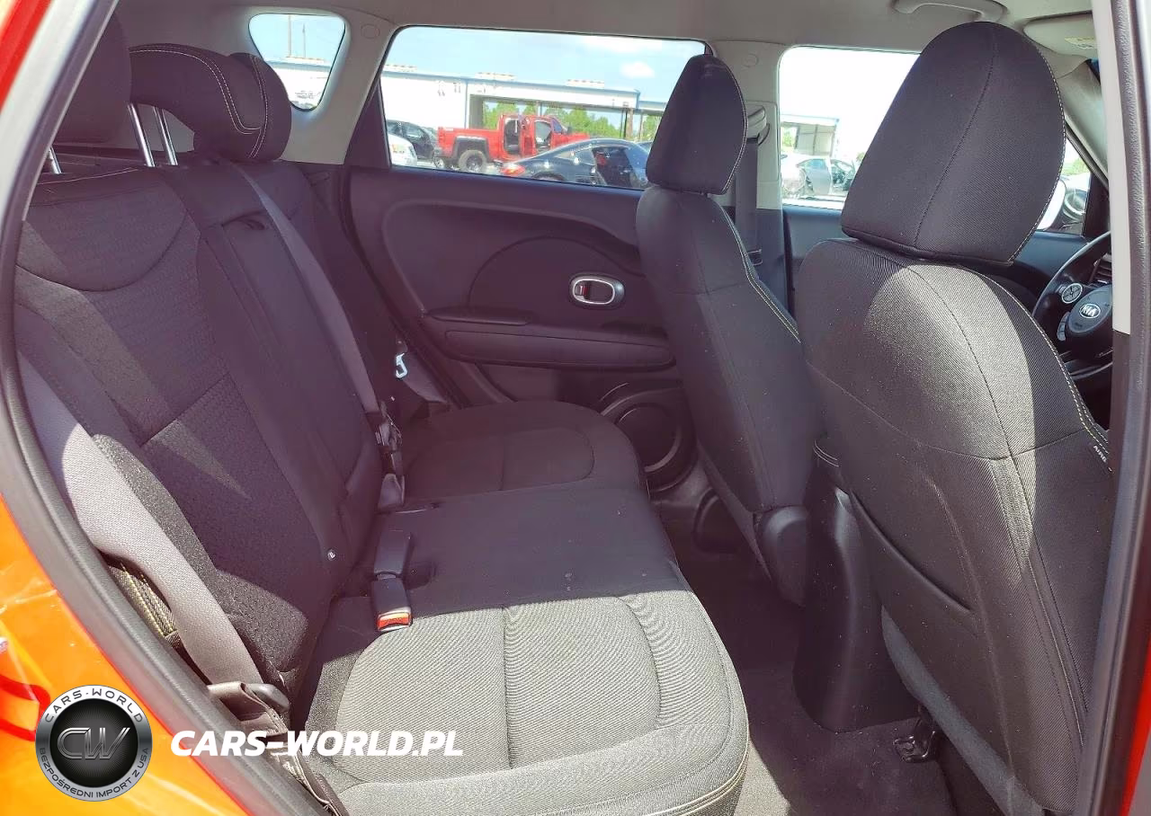 2014 Kia Soul + VIN:KNDJP3A56E7743613 - 10