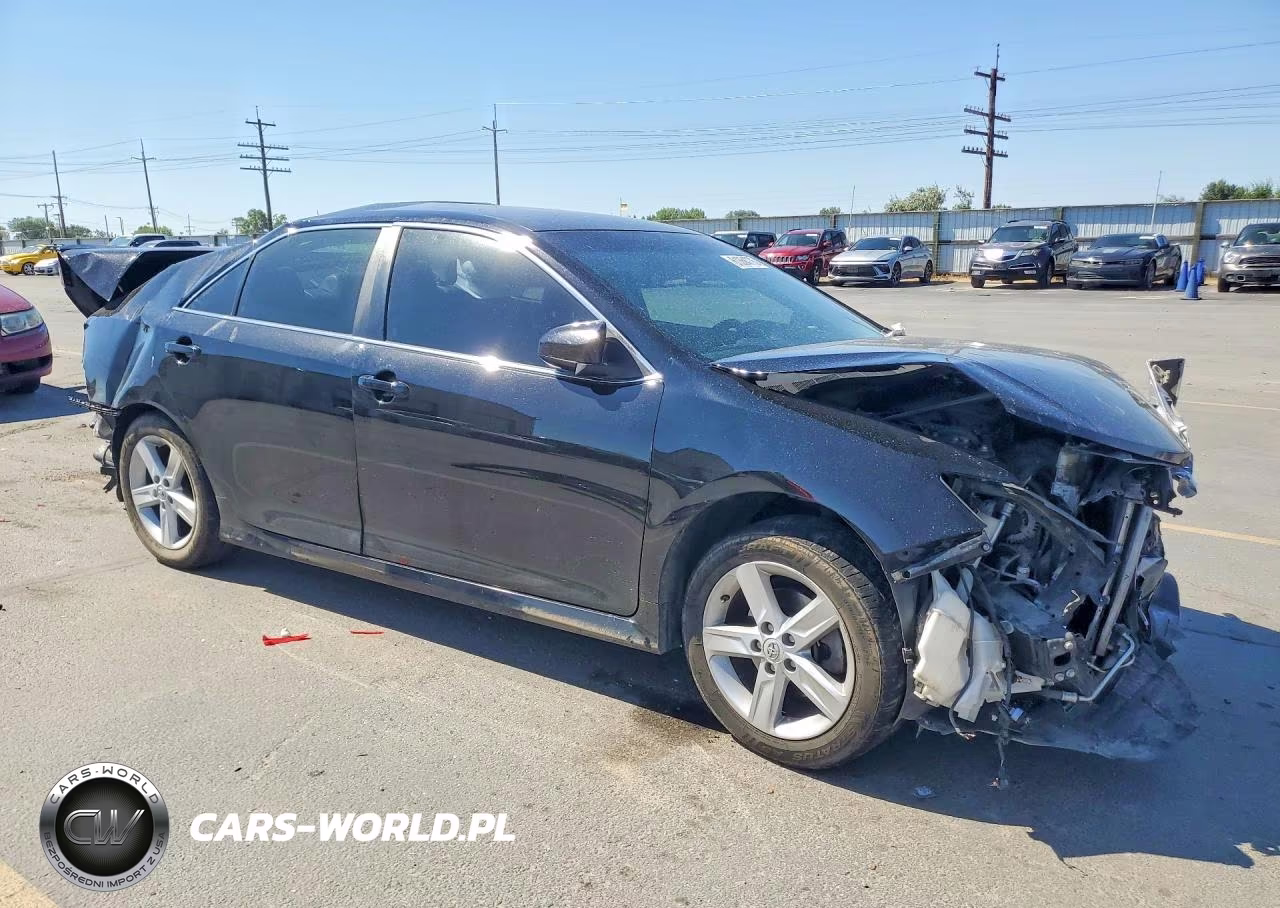 2014 Toyota Camry Se VIN:4T1BF1FK6EU765523 - 4