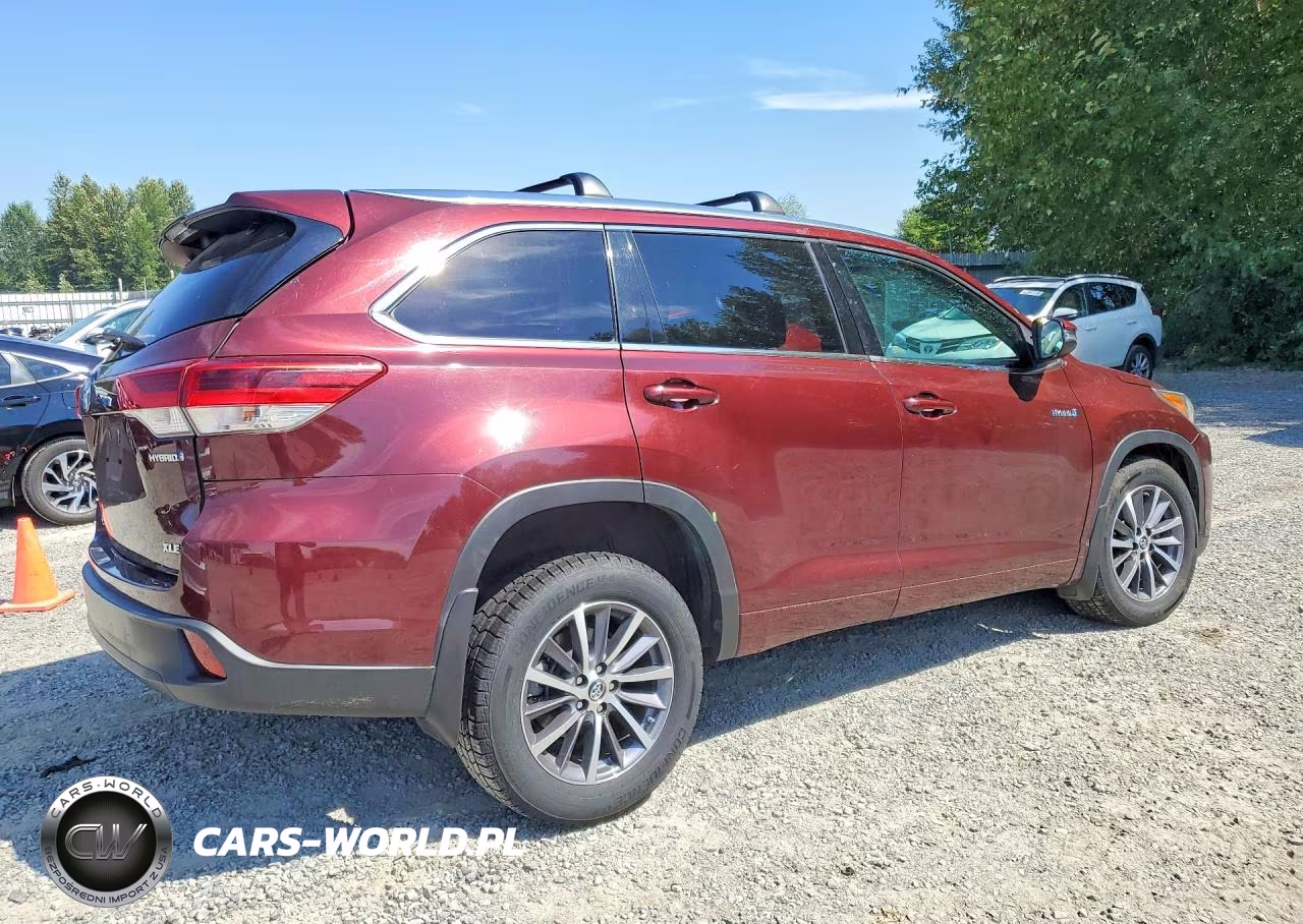 2018 Toyota Highlander Hybrid Xle VIN:5TDJGRFH4JS039786 - 3