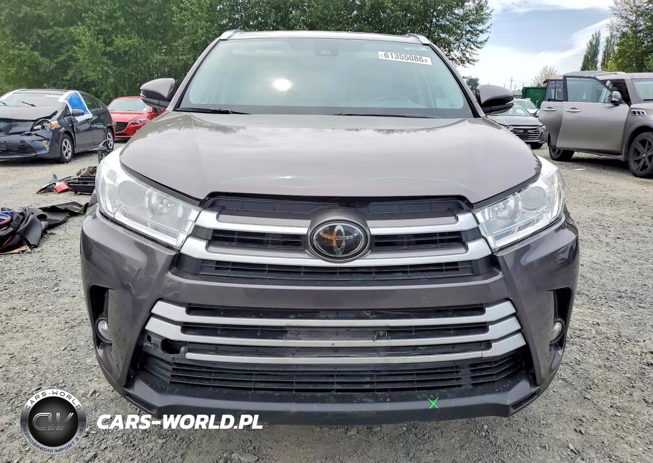 2018 Toyota Highlander Xle VIN:5TDJZRFH8JS552971 - 5