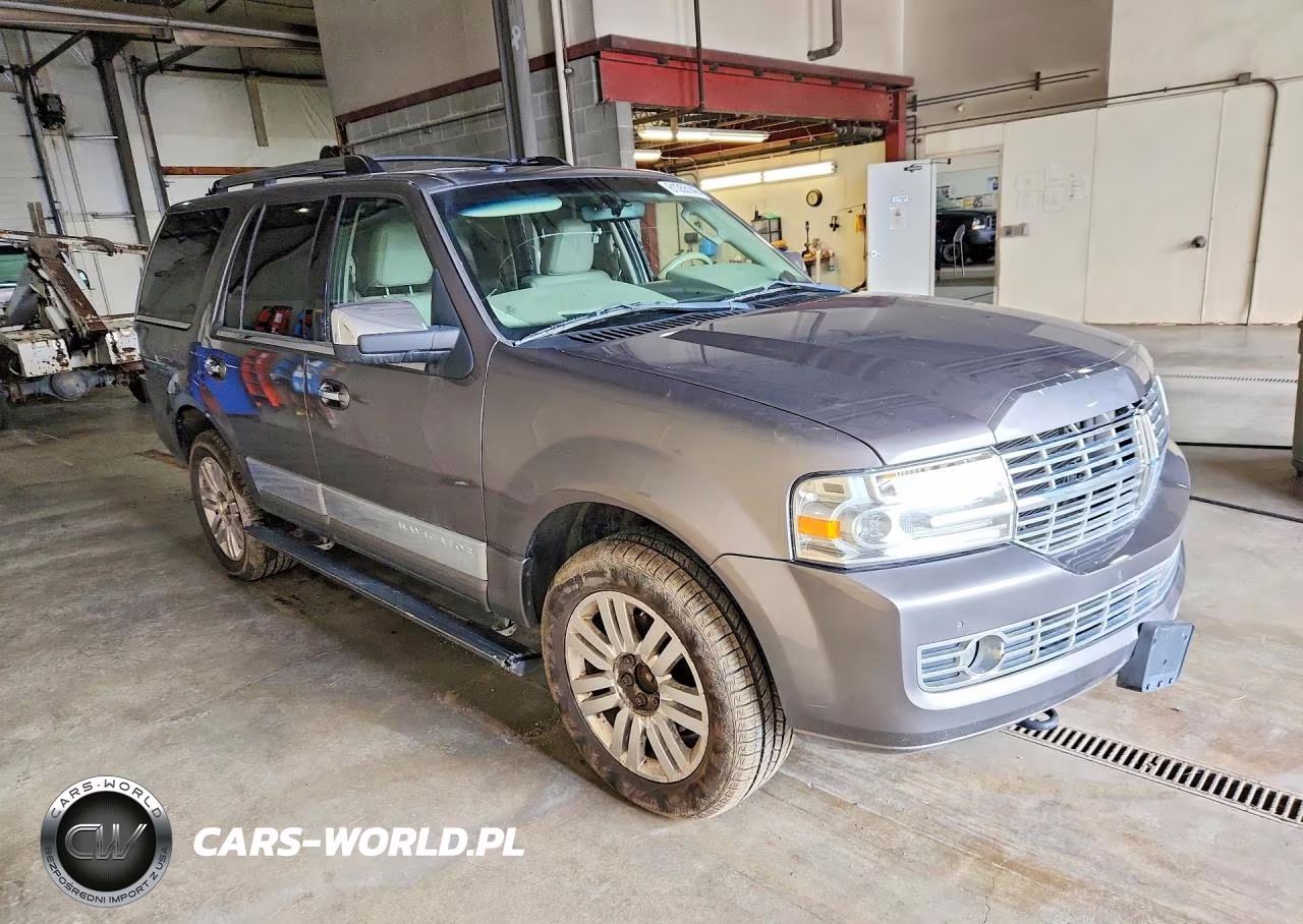 2012 Lincoln Navigator VIN:5LMJJ2J52CEL09170 - 4