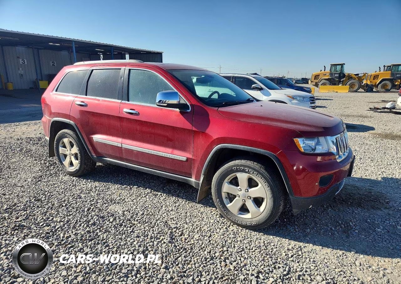 2013 Jeep Grand Cherokee Overland VIN:1C4RJFCT0DC587060 - 4