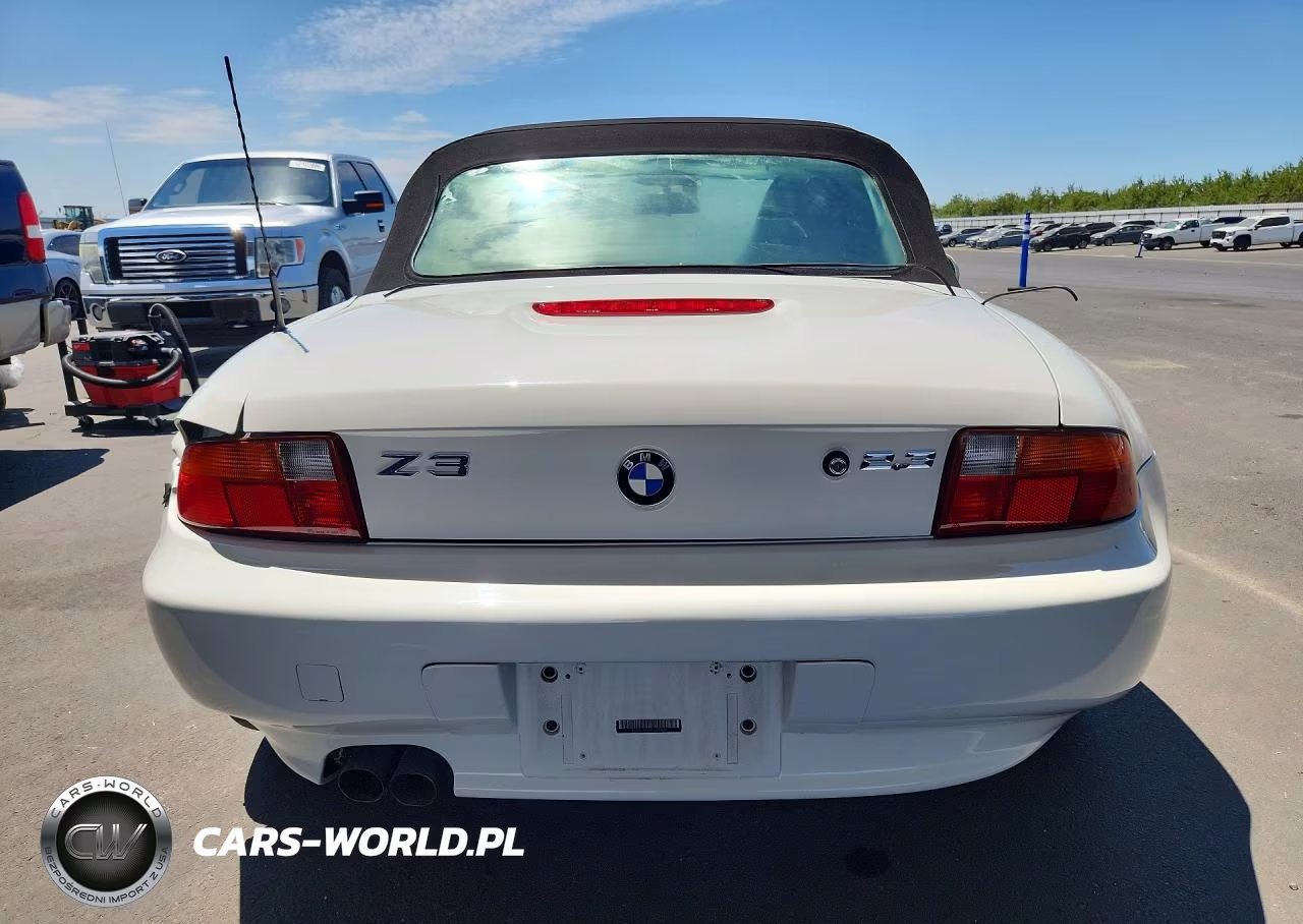 1999 BMW Z3 2.3 VIN:4USCH9333XLG01523 - 6