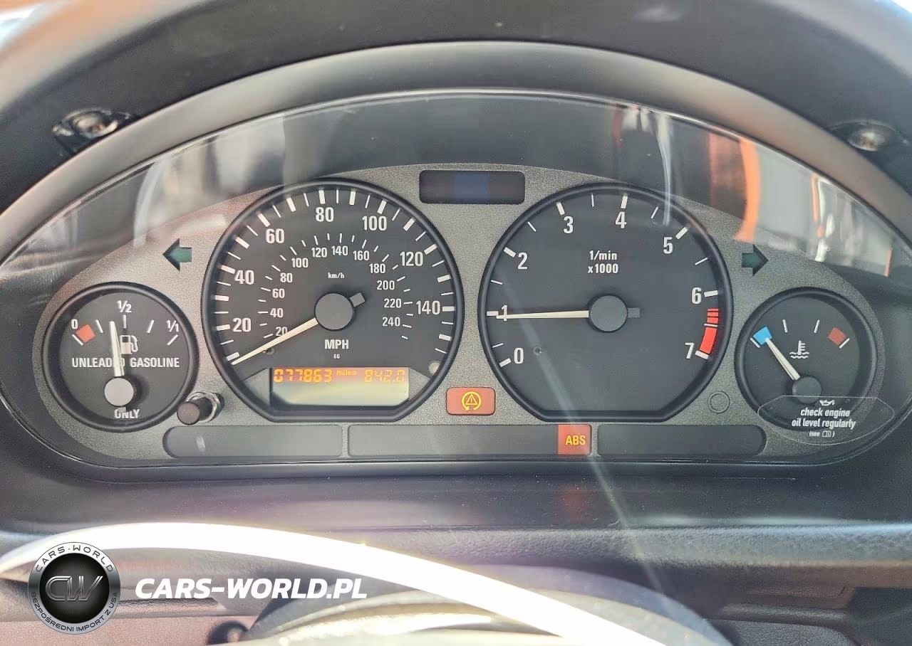 1999 BMW Z3 2.3 VIN:4USCH9333XLG01523 - 9