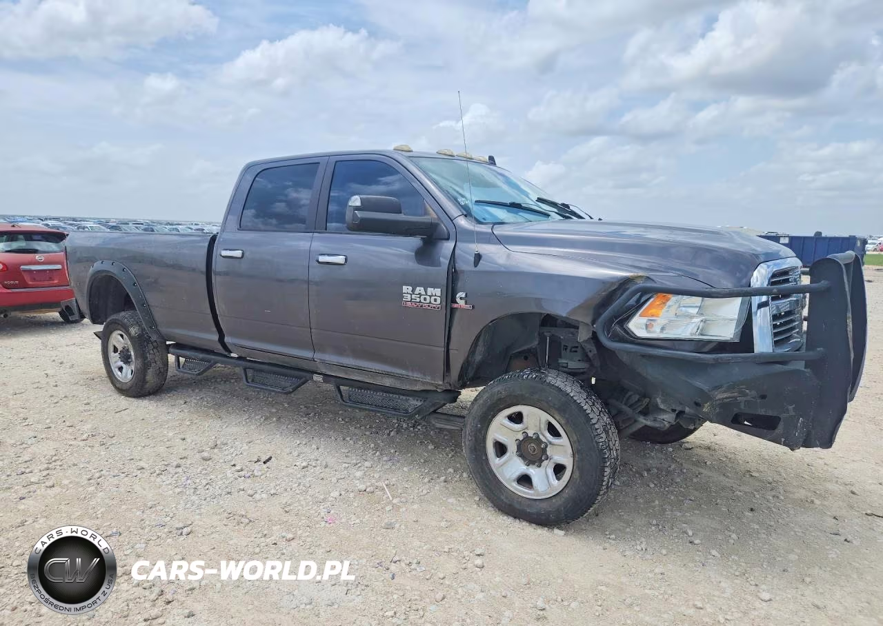 2015 Ram 3500 Slt VIN:3C63R3HL8FG565756 - 4