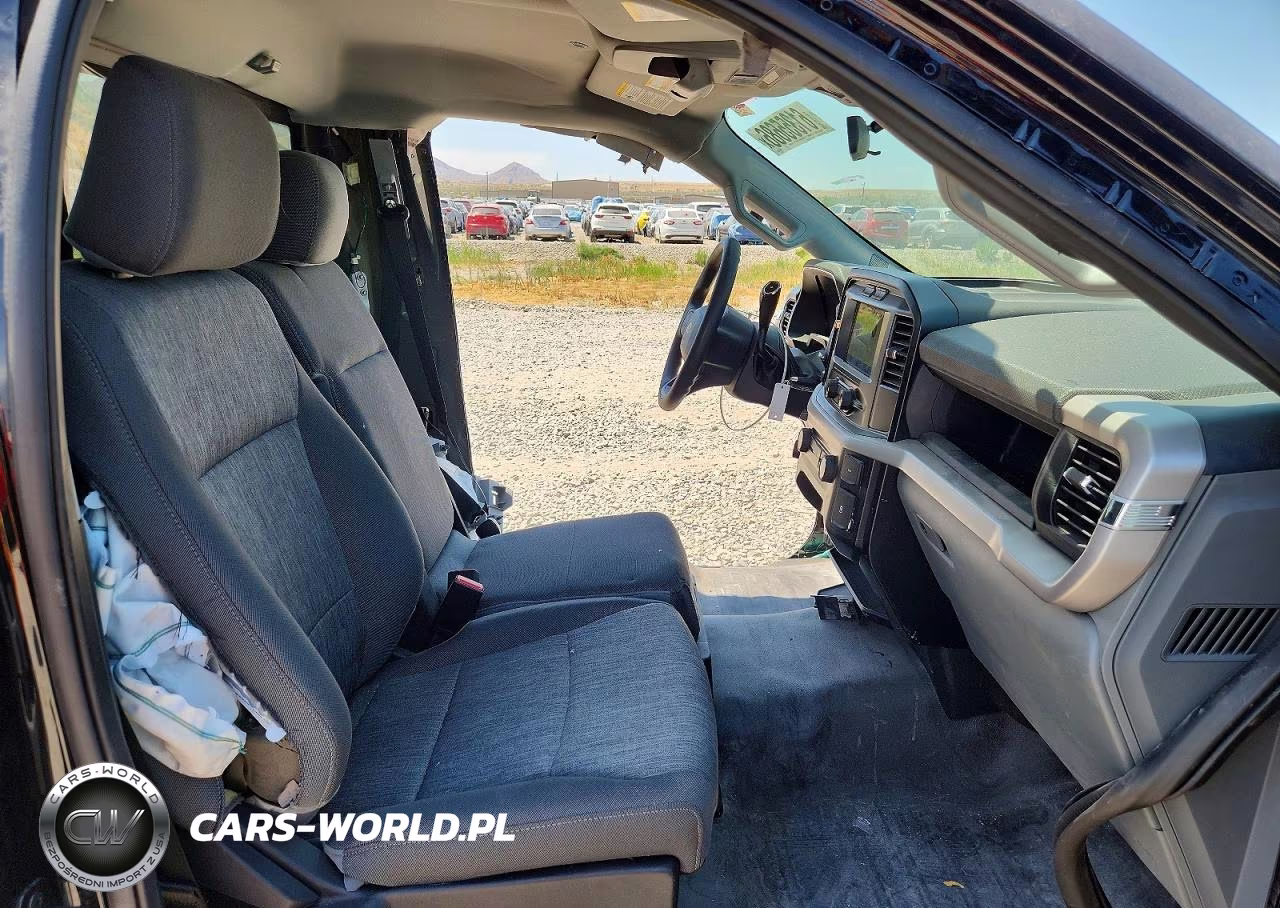 2023 Ford F150 VIN:1FTMF1E50PKF32681 - 10