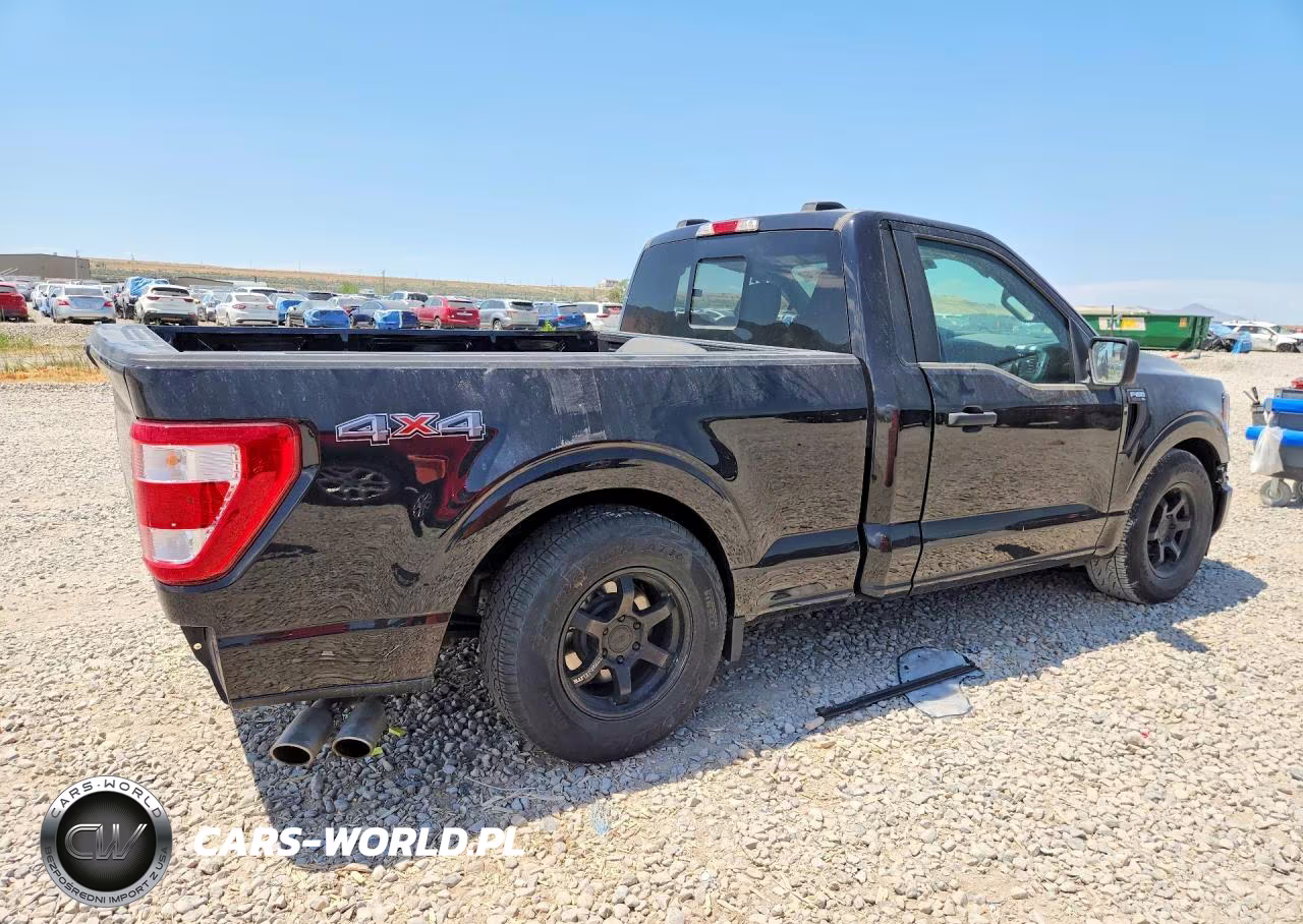 2023 Ford F150 VIN:1FTMF1E50PKF32681 - 3