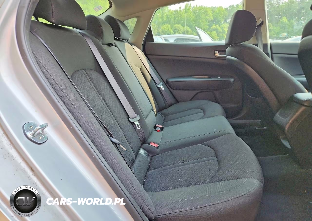 2016 Kia Optima Lx VIN:KNAGT4L30G5110396 - 10