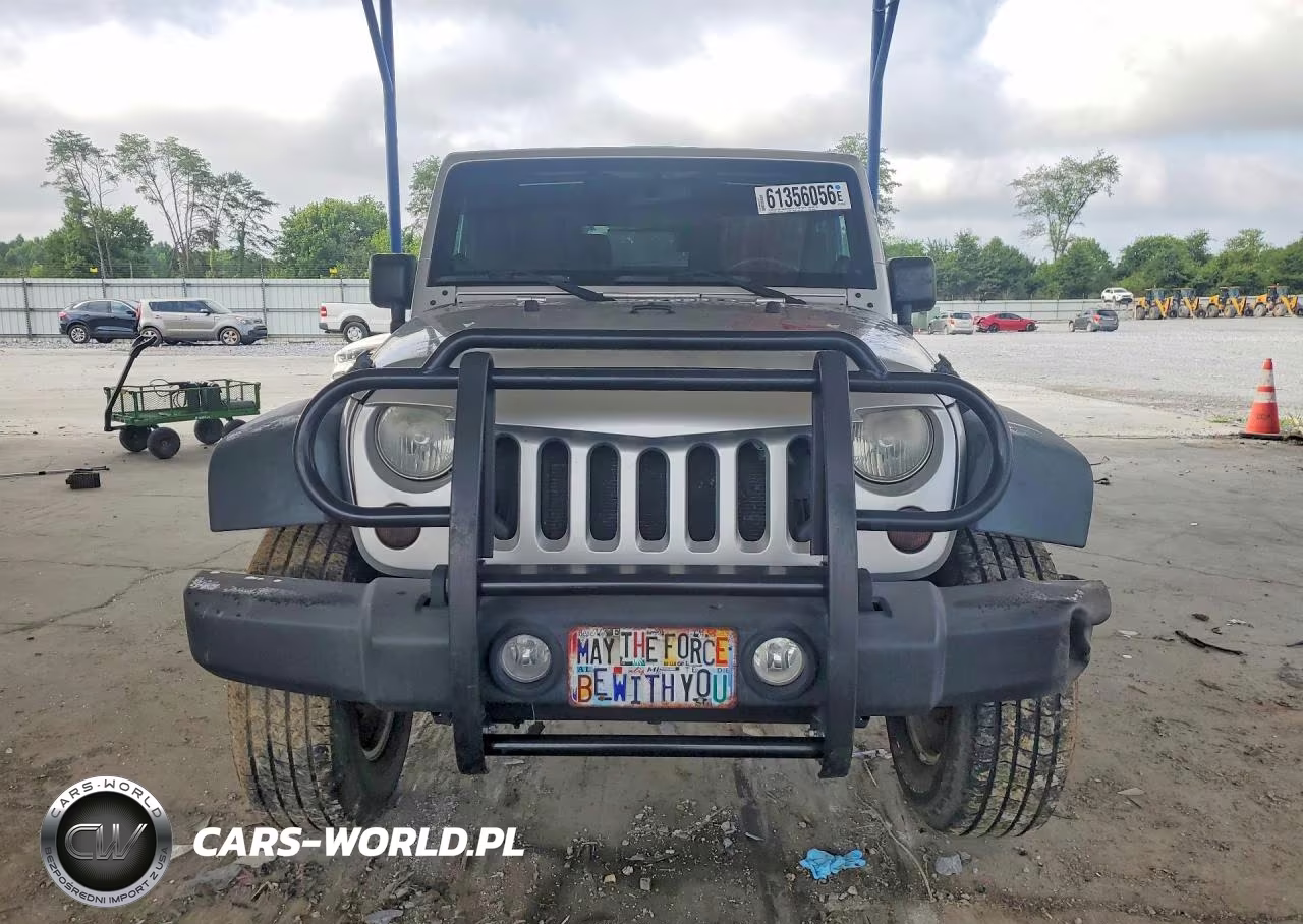 2011 Jeep Wrangler Sahara VIN:1J4AA5D17BL541401 - 5