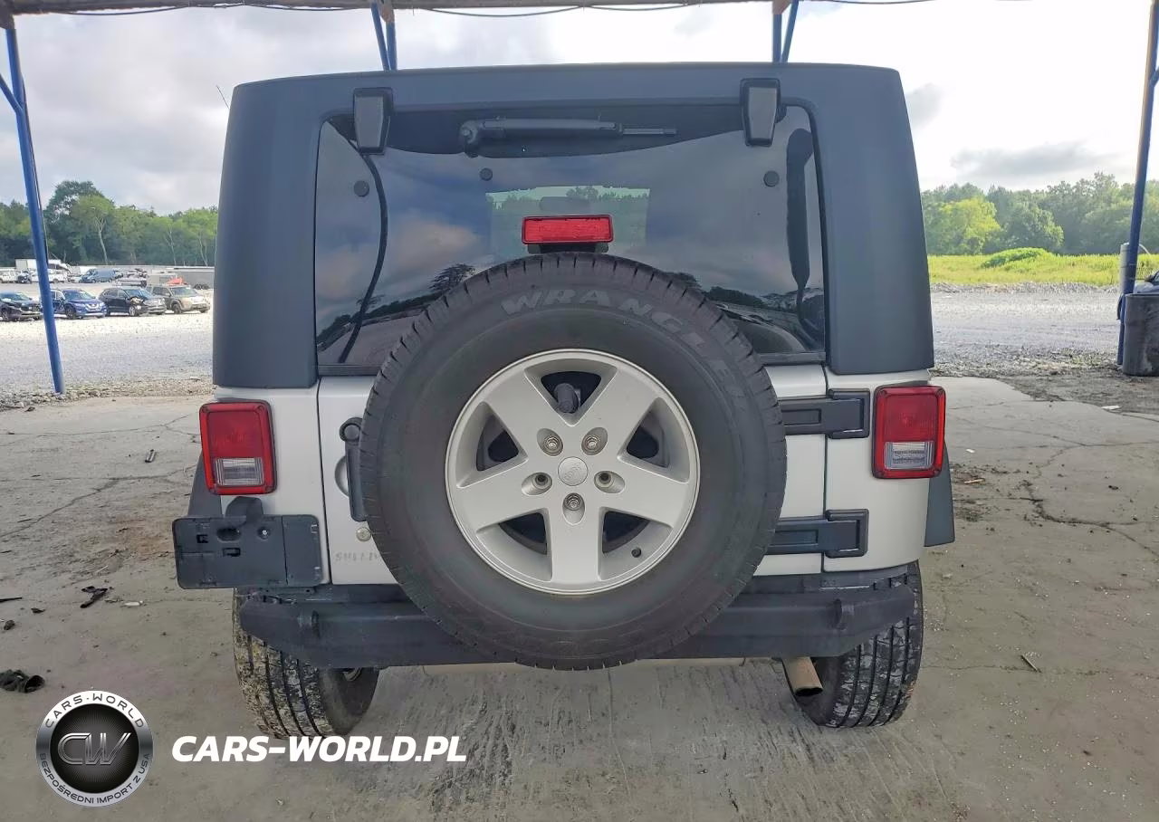2011 Jeep Wrangler Sahara VIN:1J4AA5D17BL541401 - 6