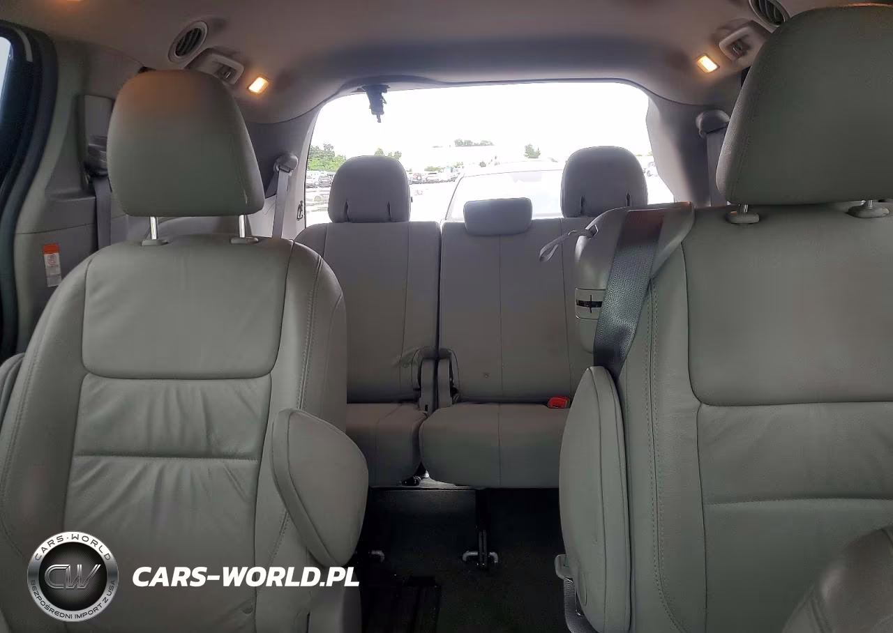 2017 Toyota Sienna Xle 8-Passenger VIN:5TDYZ3DC3HS833783 - 10