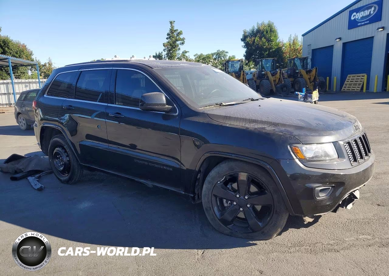 2015 Jeep Grand Cherokee Laredo VIN:1C4RJFAG0FC638257 - 4