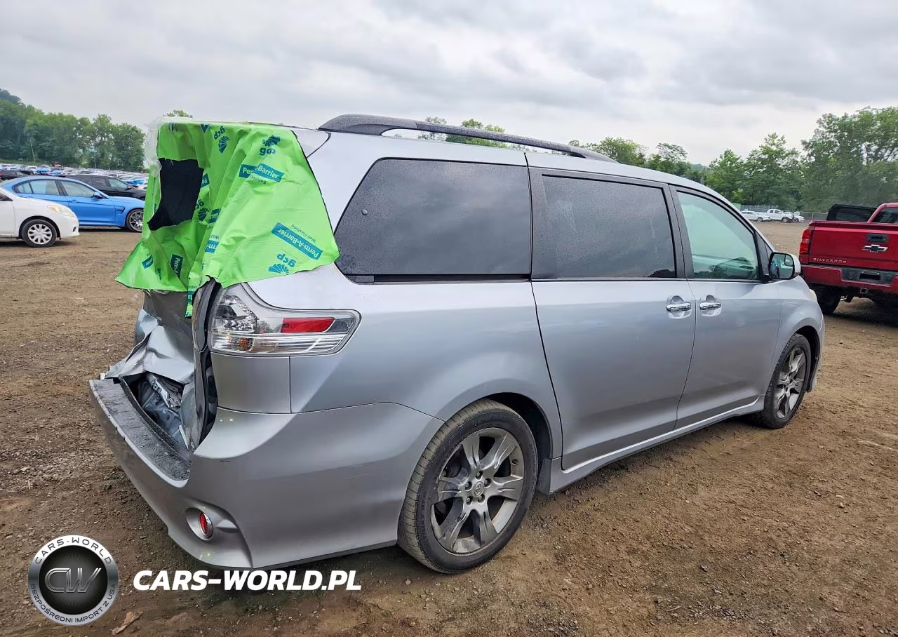 2015 Toyota Sienna Sport VIN:5TDXK3DC1FS528473 - 3