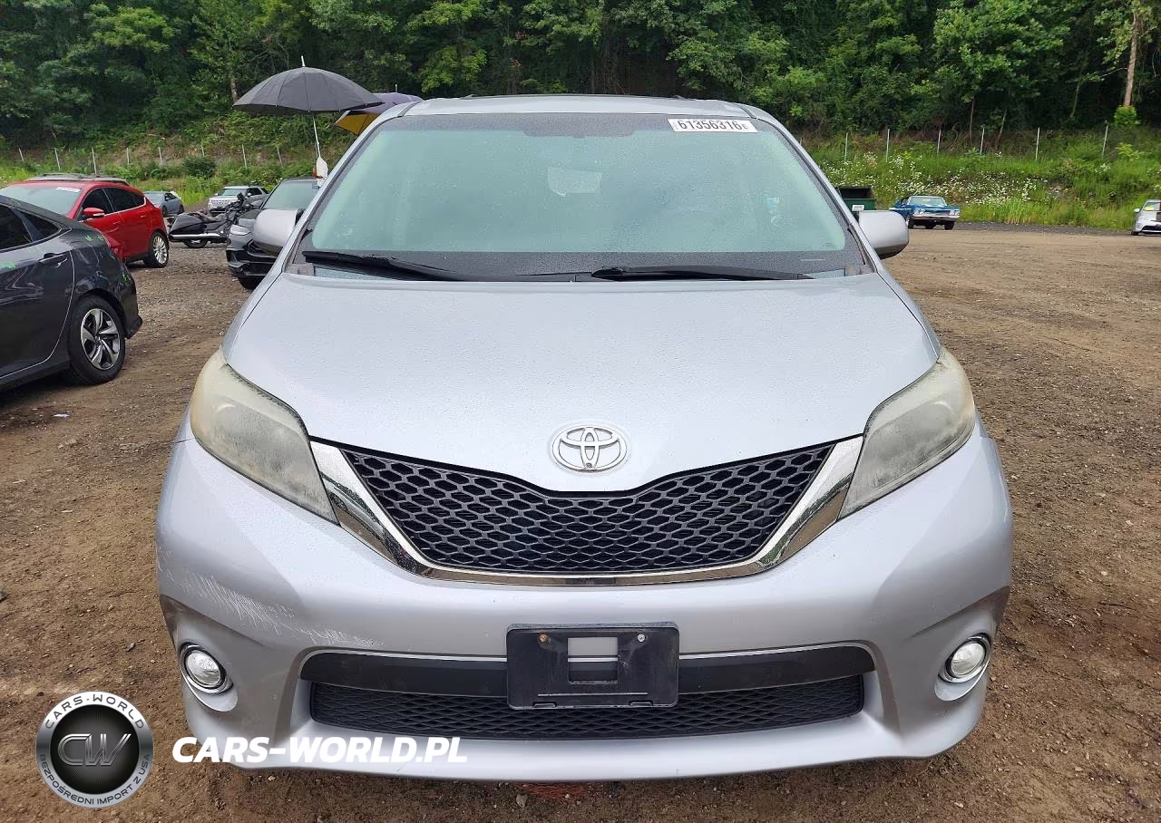 2015 Toyota Sienna Sport VIN:5TDXK3DC1FS528473 - 5