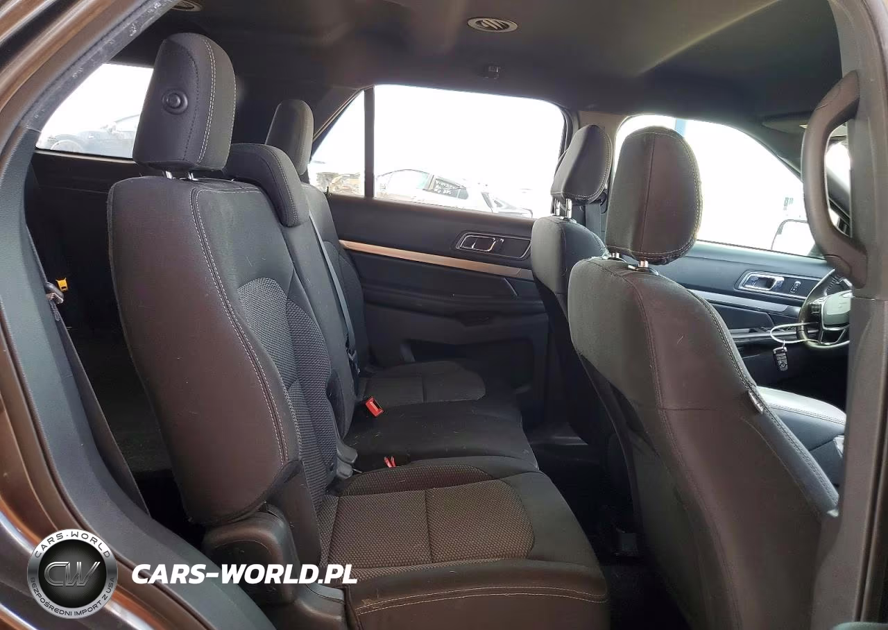 2018 Ford Explorer Xlt VIN:1FM5K7D80JGC28531 - 11