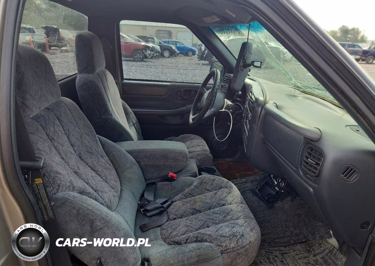 2000 GMC Sonoma VIN:1GTCS1452Y8206310 - 10