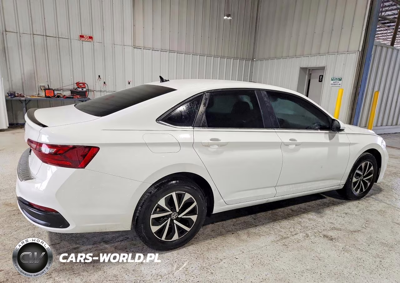 2024 Volkswagen Jetta S VIN:3VW5M7BU8RM095840 - 3