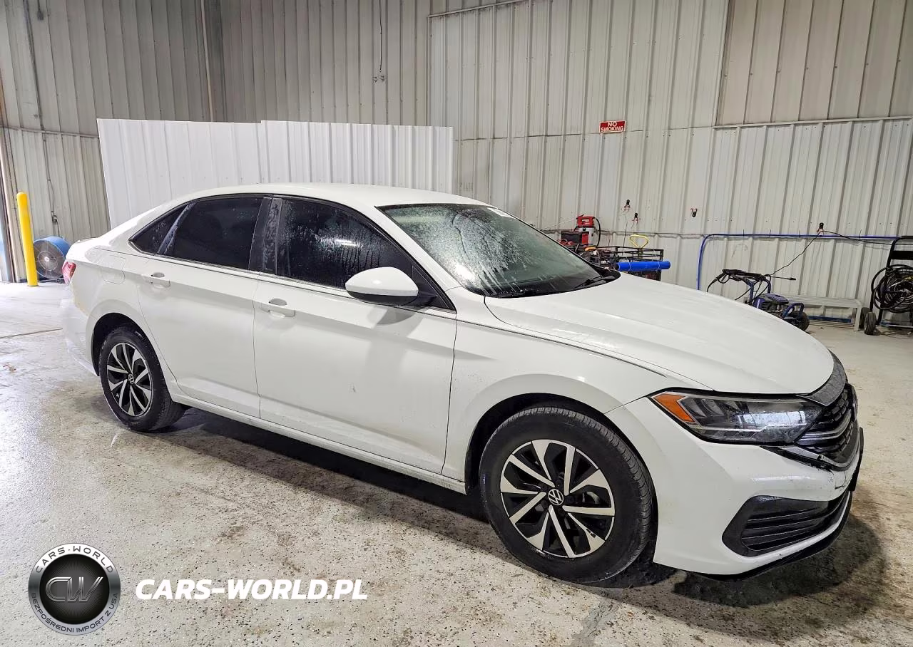 2024 Volkswagen Jetta S VIN:3VW5M7BU8RM095840 - 4