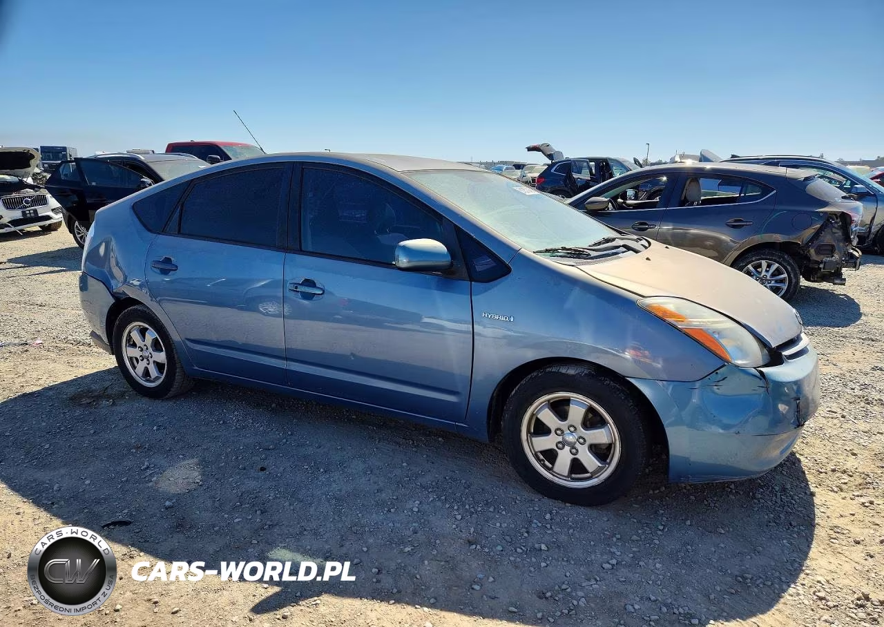 2008 Toyota Prius Base VIN:JTDKB20U187745294 - 4