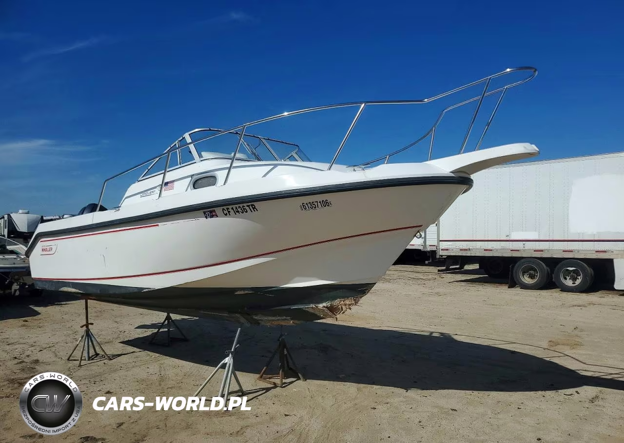 1997 Boston Whaler 23 Conquest - Boat