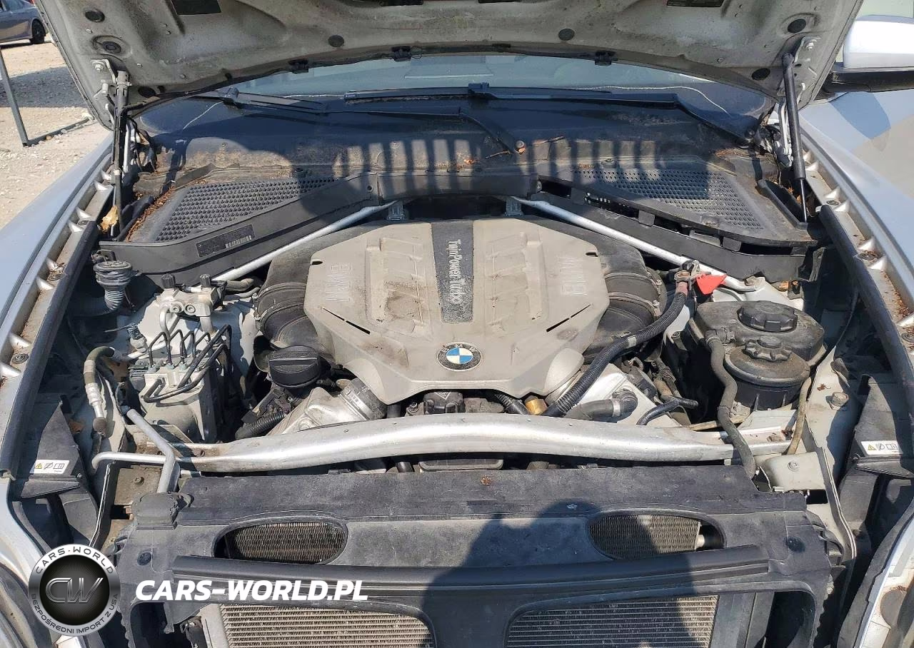 2012 BMW X5 xDrive50I VIN:5UXZV8C54CL422174 - 12