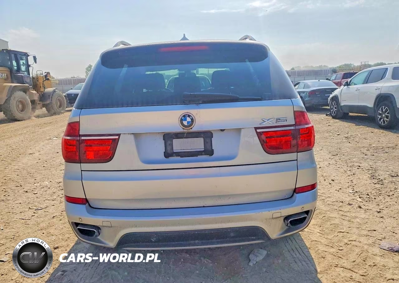 2012 BMW X5 xDrive50I VIN:5UXZV8C54CL422174 - 6