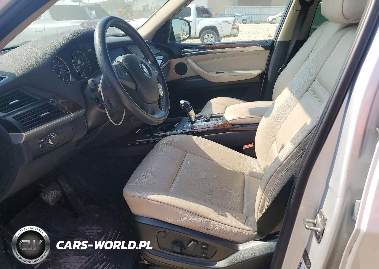 2012 BMW X5 xDrive50I VIN:5UXZV8C54CL422174 - 7