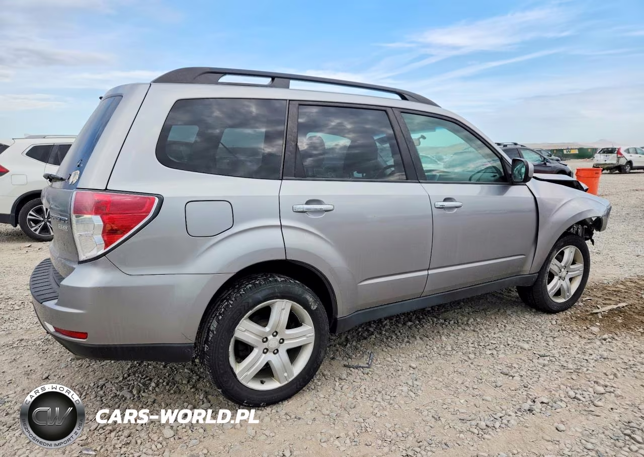 2010 Subaru Forester 2.5X Limited VIN:JF2SH6DC2AH912092 - 3