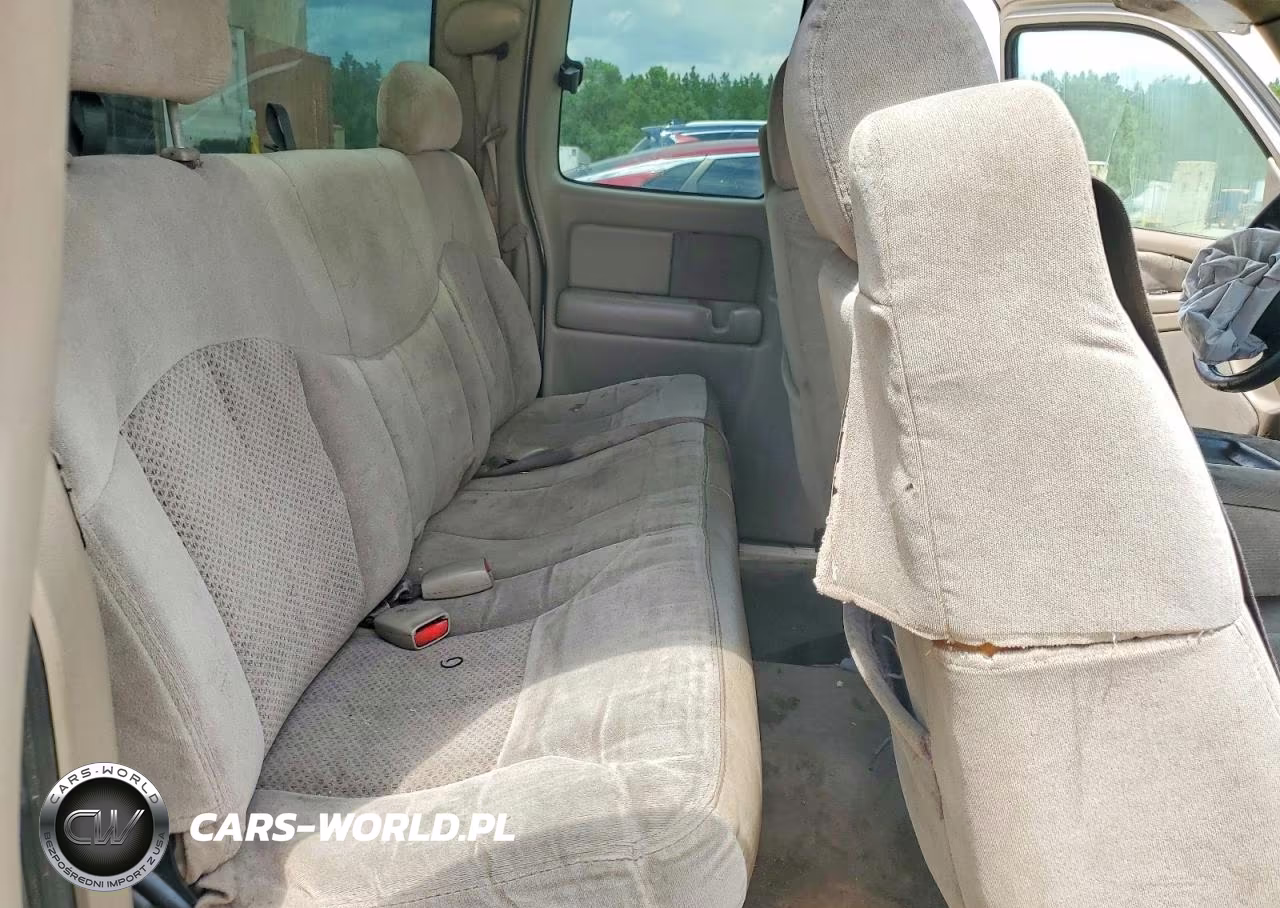 2001 Chevrolet Silverado C1500 VIN:2GCEC19V311185815 - 10