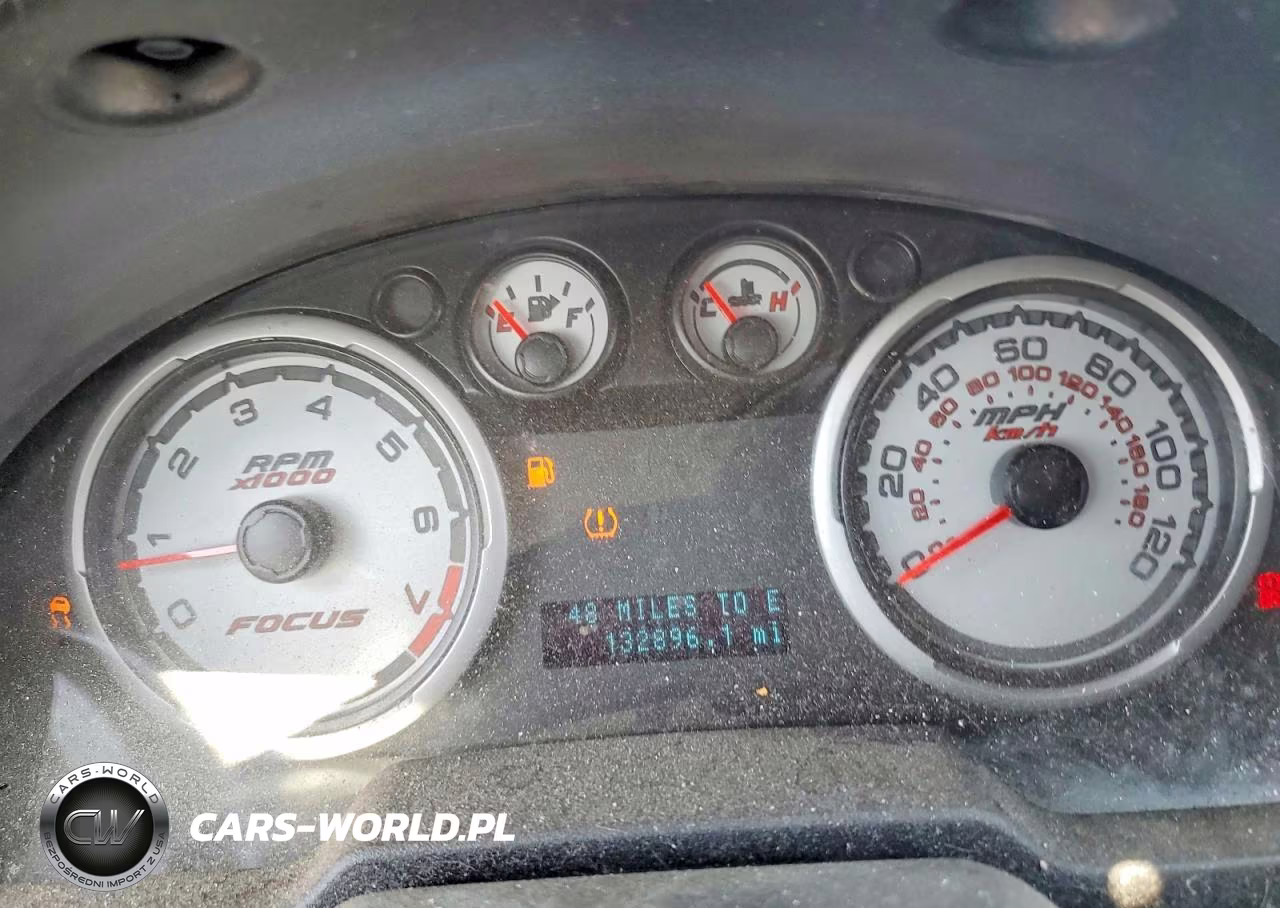 2010 Ford Focus Se VIN:1FAHP3FN1AW276341 - 9