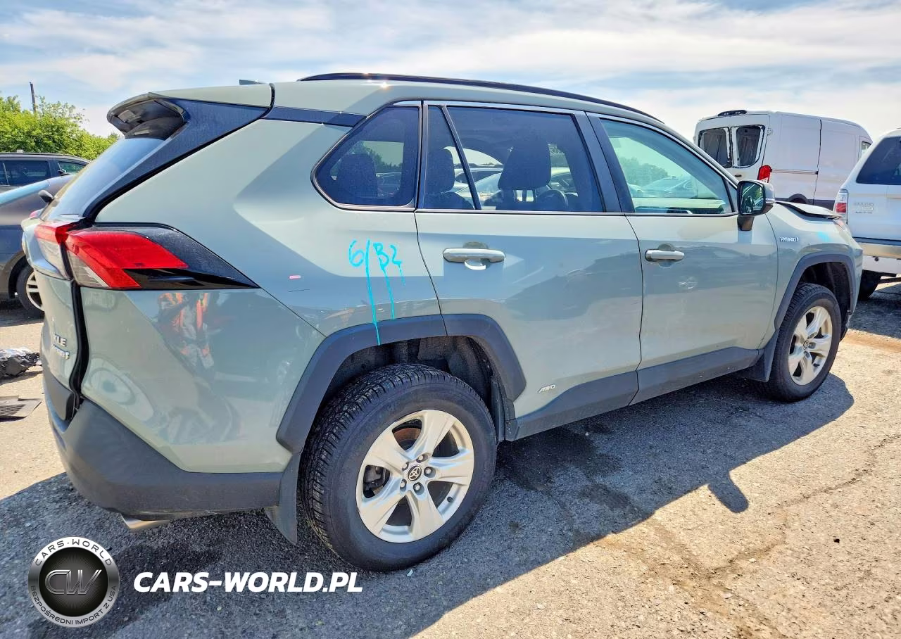 2021 Toyota Rav4 Xle VIN:2T3RWRFV0MW122338 - 3
