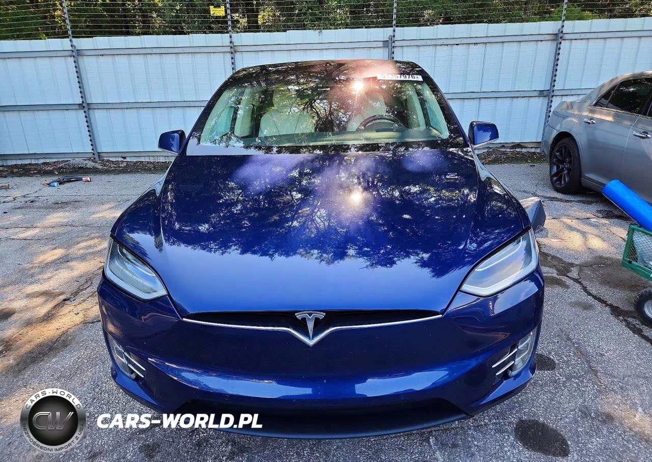 2017 Tesla Model X VIN:5YJXCBE2XHF077371 - 5