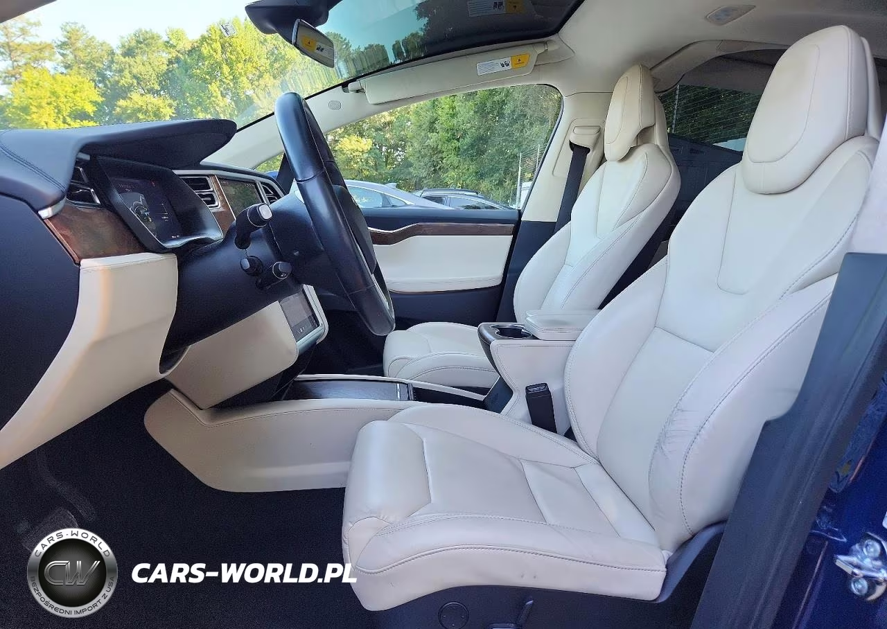 2017 Tesla Model X VIN:5YJXCBE2XHF077371 - 7