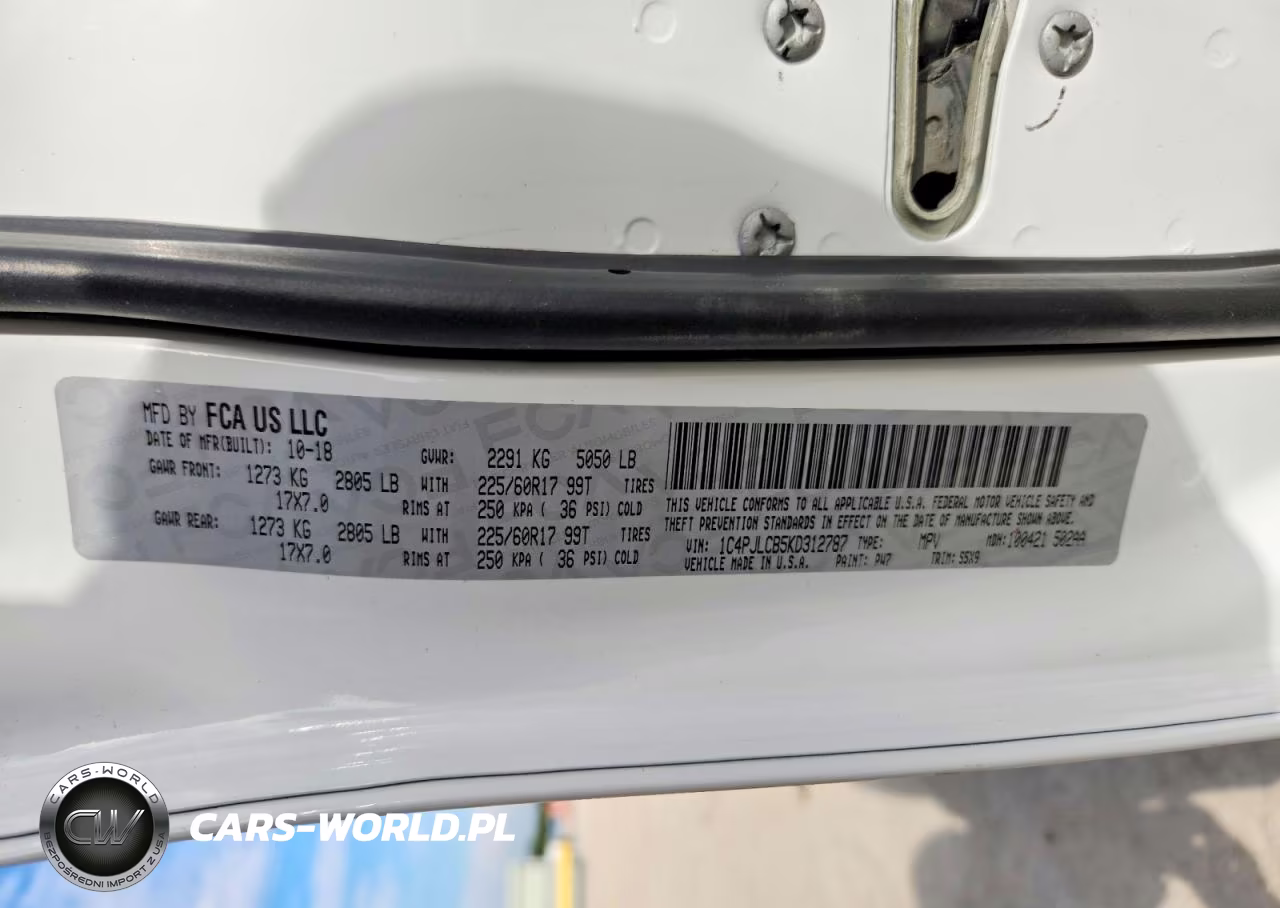 2019 Jeep Cherokee Latitude VIN:1C4PJLCB5KD312787 - 13