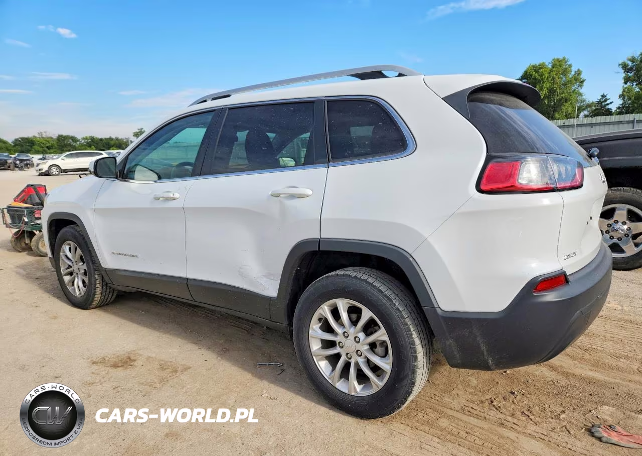 2019 Jeep Cherokee Latitude VIN:1C4PJLCB5KD312787 - 2
