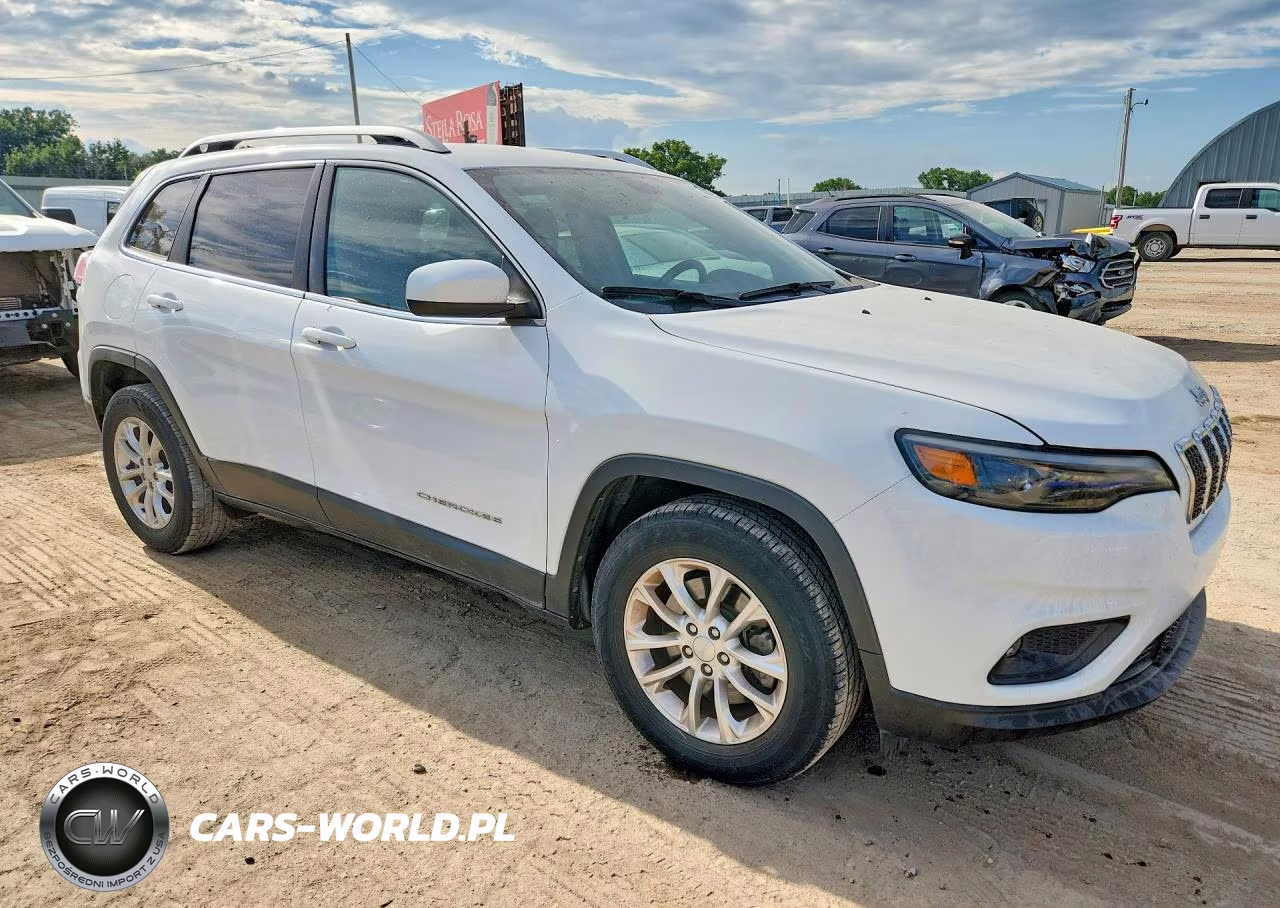 2019 Jeep Cherokee Latitude VIN:1C4PJLCB5KD312787 - 4
