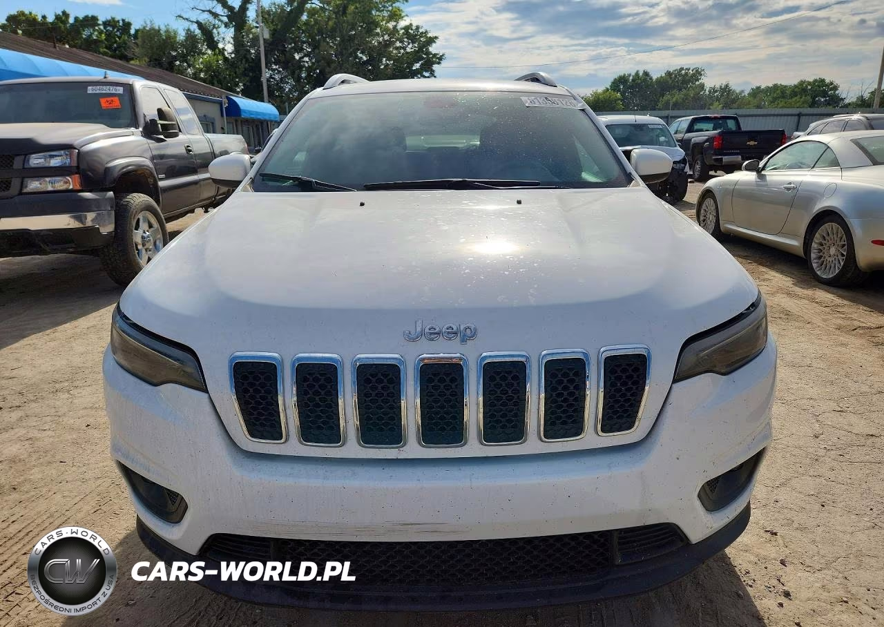 2019 Jeep Cherokee Latitude VIN:1C4PJLCB5KD312787 - 5