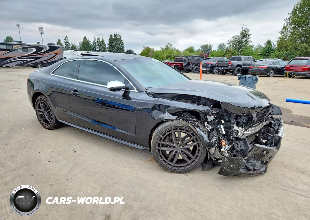 2010 Audi S5 Prestige VIN:WAUVVAFR8AA005586 - 4